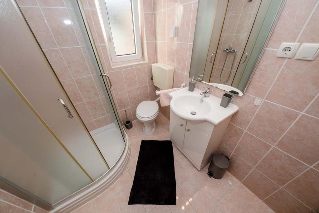 Apartmani Luka Banjol Exterior foto